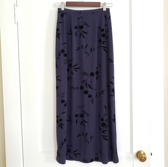 Vintage Emma James Navy & black velvet maxi skirt Size Small Y2K - Picture 10 of 11